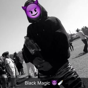 Meet your Posher, Armani